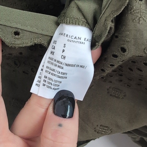 American Eagle Women's‎ Small Green V Neck Lightweight Cotton Short Romper - Picture 3 of 4